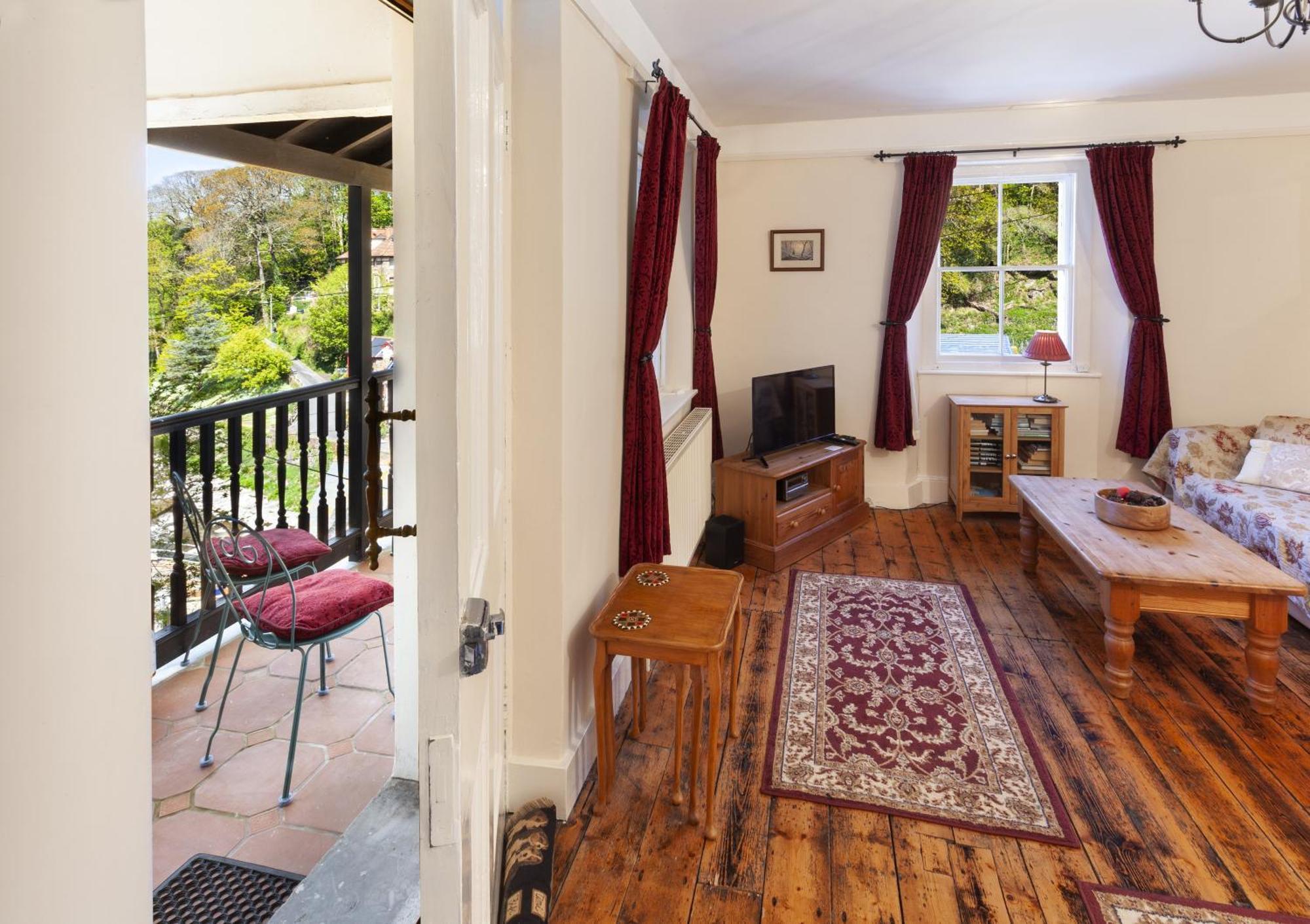 Lorna Doone Cottage, Lynmouth Exterior photo